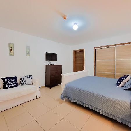חואן דוליו Marbella Beachfront 2Br Apt מראה חיצוני תמונה